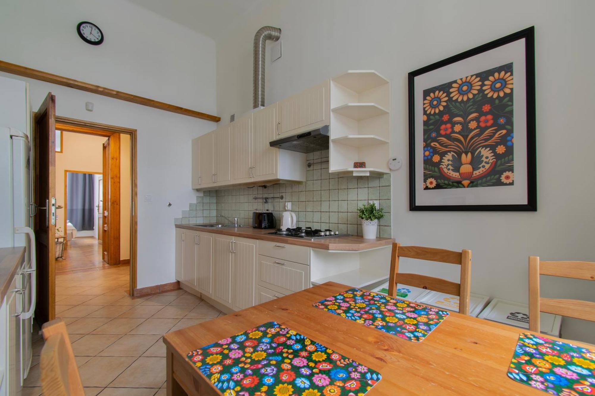 קרקוב Ground Floor Family Apartment מראה חיצוני תמונה